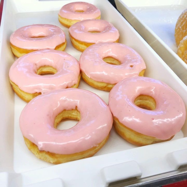 6 mister Donut