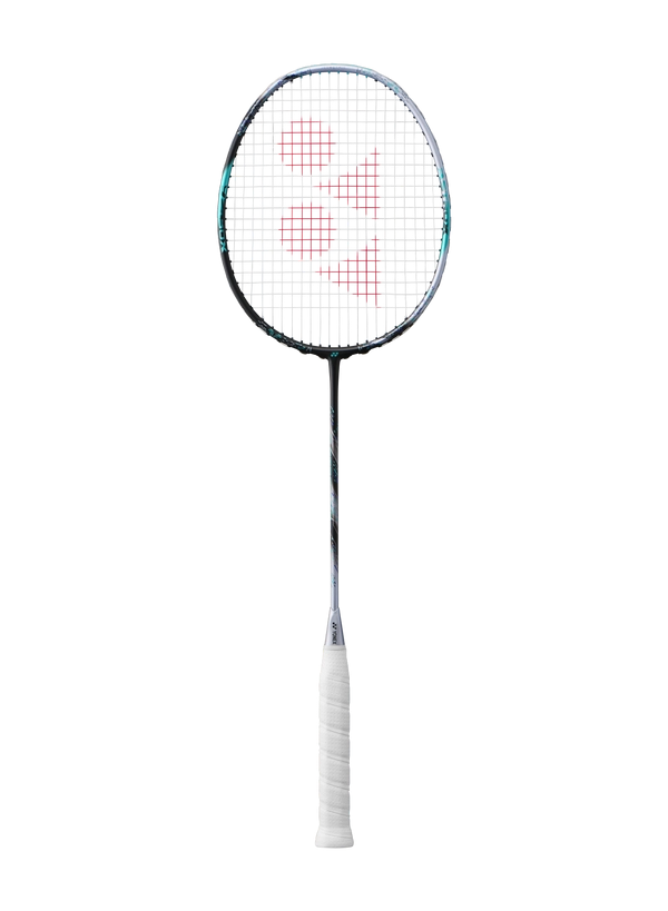 YONEX