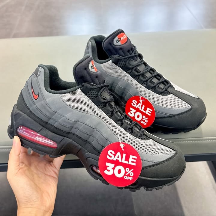 JD Sports ลดส่งท้ายปี