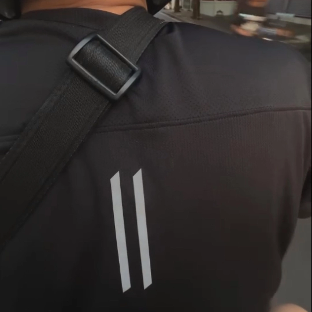 เสื้อกีฬายืดเปล่า