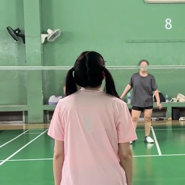 เสื้อกีฬายืดเปล่า