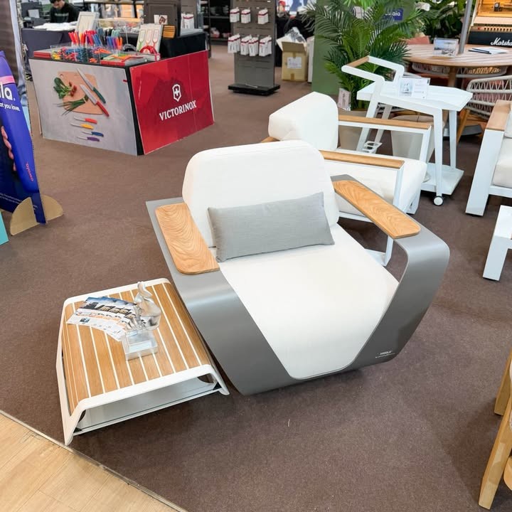 MEGA HOME & DECOR
