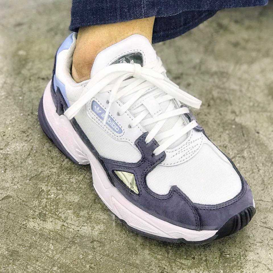 Adidas Falcon
