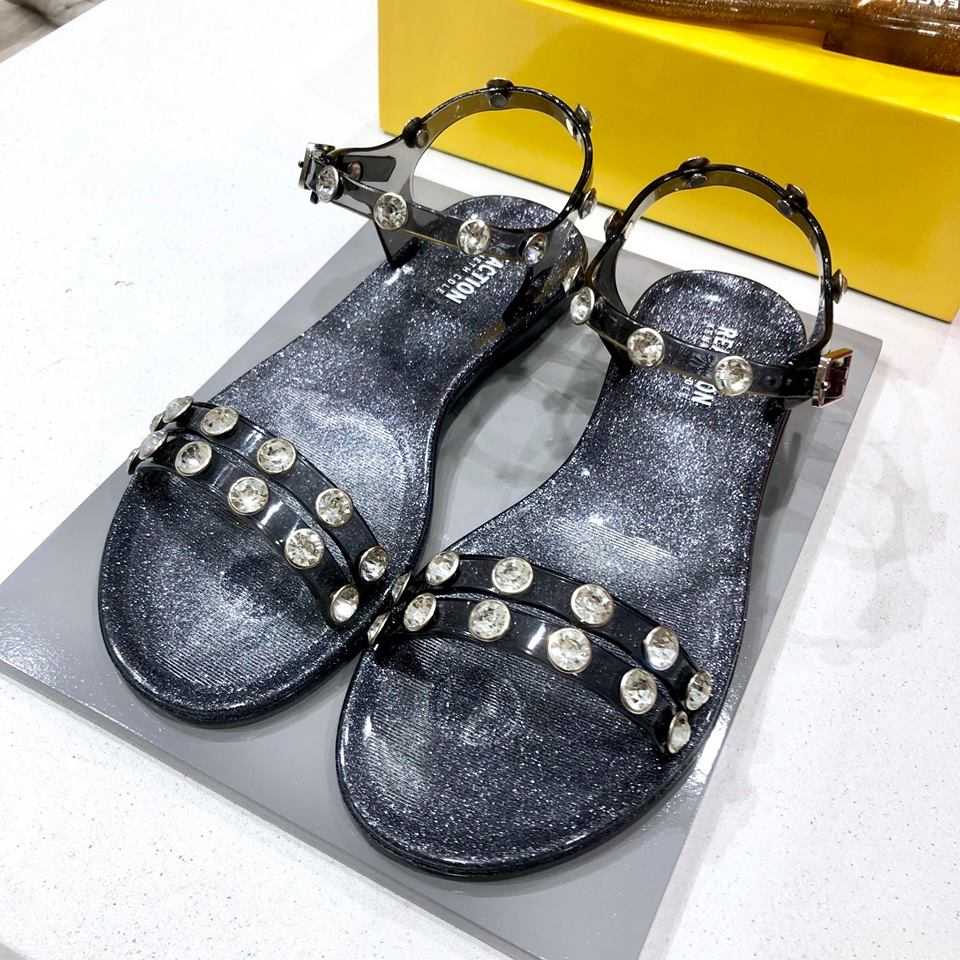 KennethCole