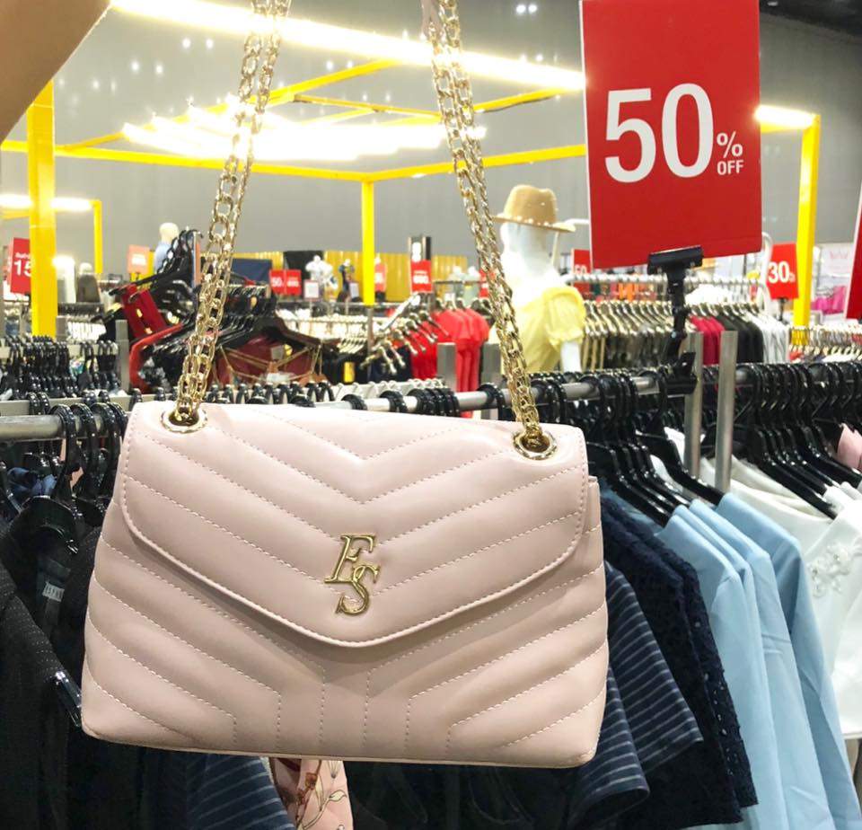 Big Box Park Outlet