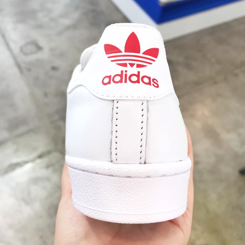 Adidas Superstar