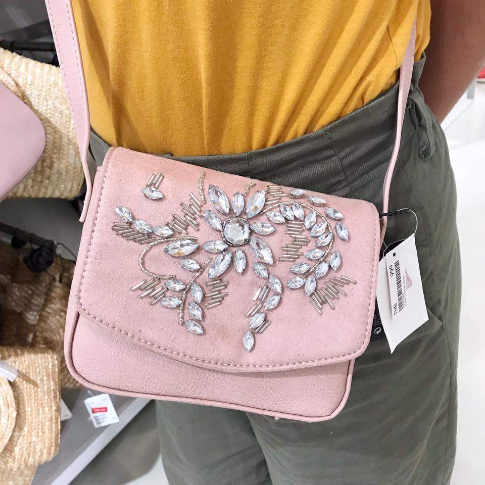 H&M