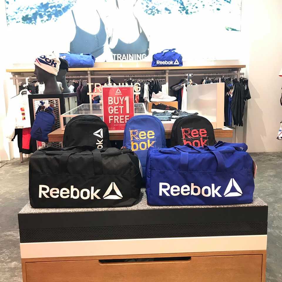 Reebok ซื้อ 1 แถม 1