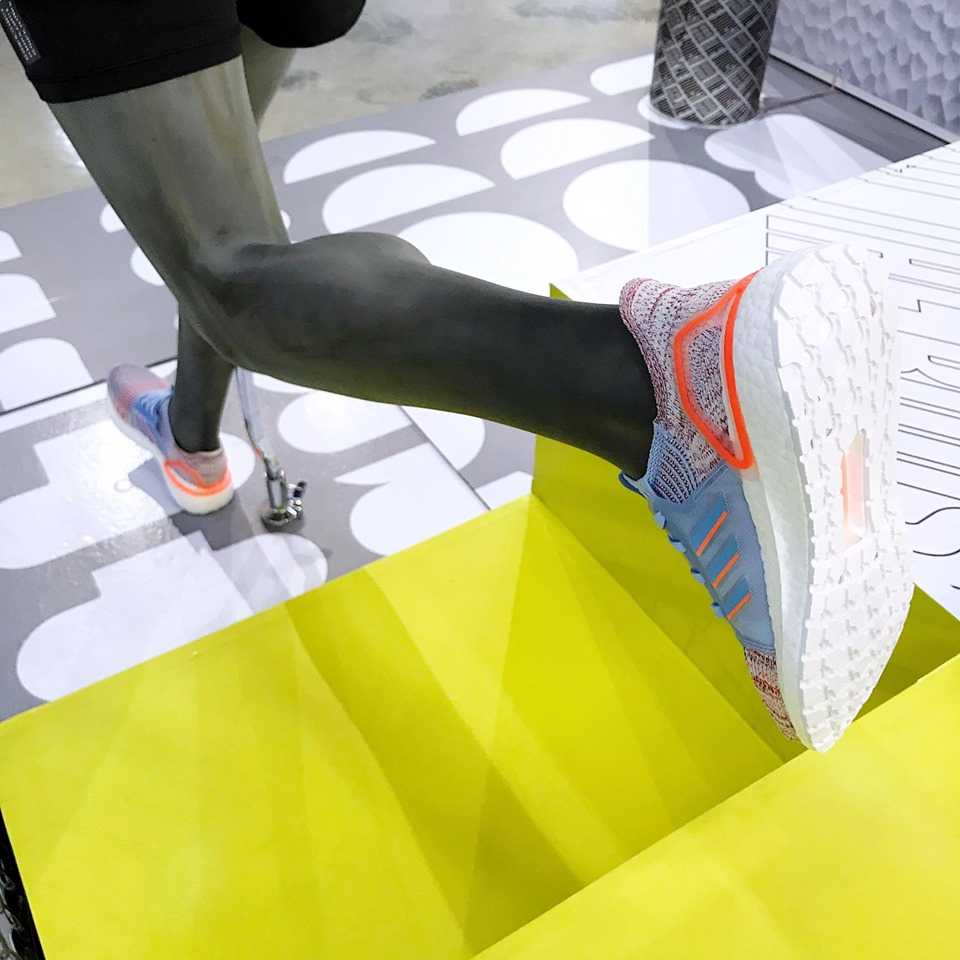 ADIDAS Run28