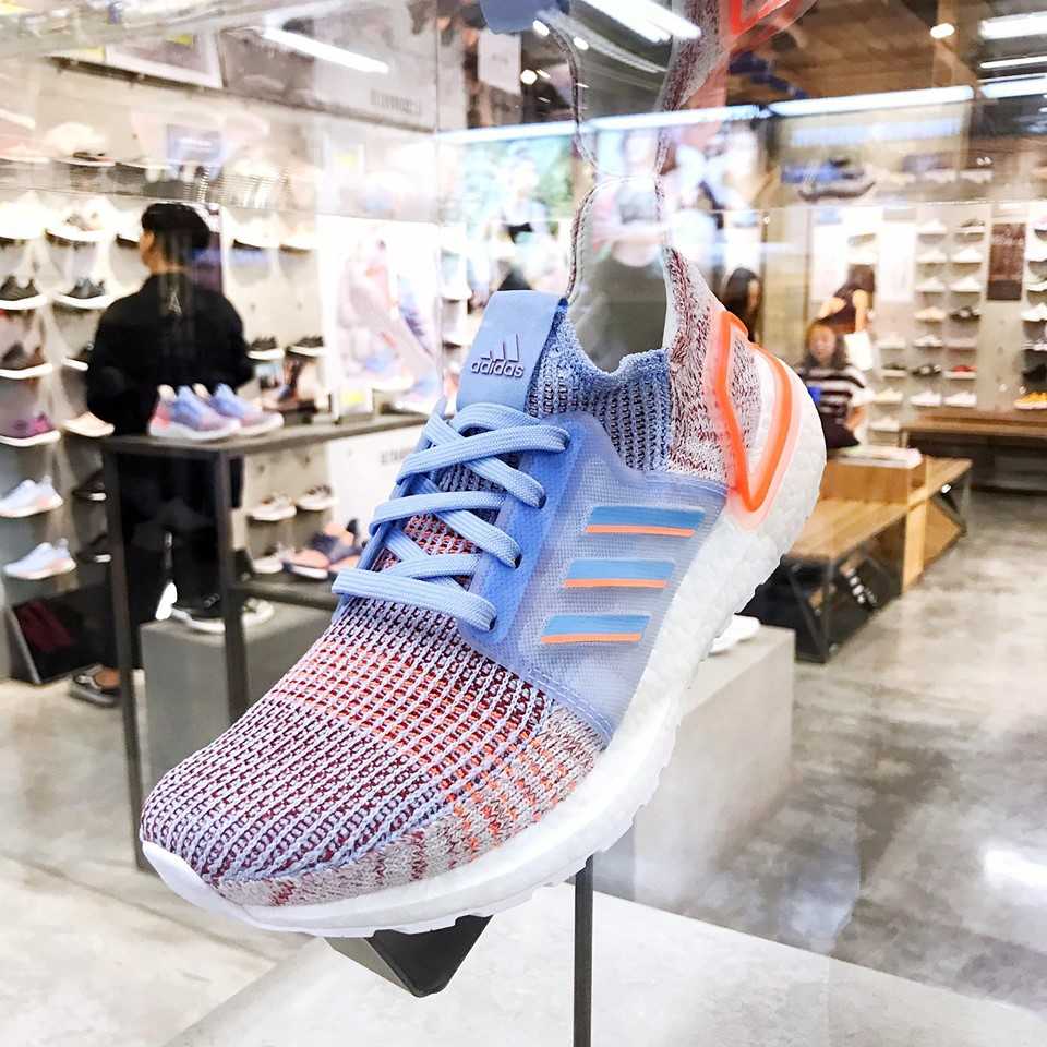 ADIDAS Run22