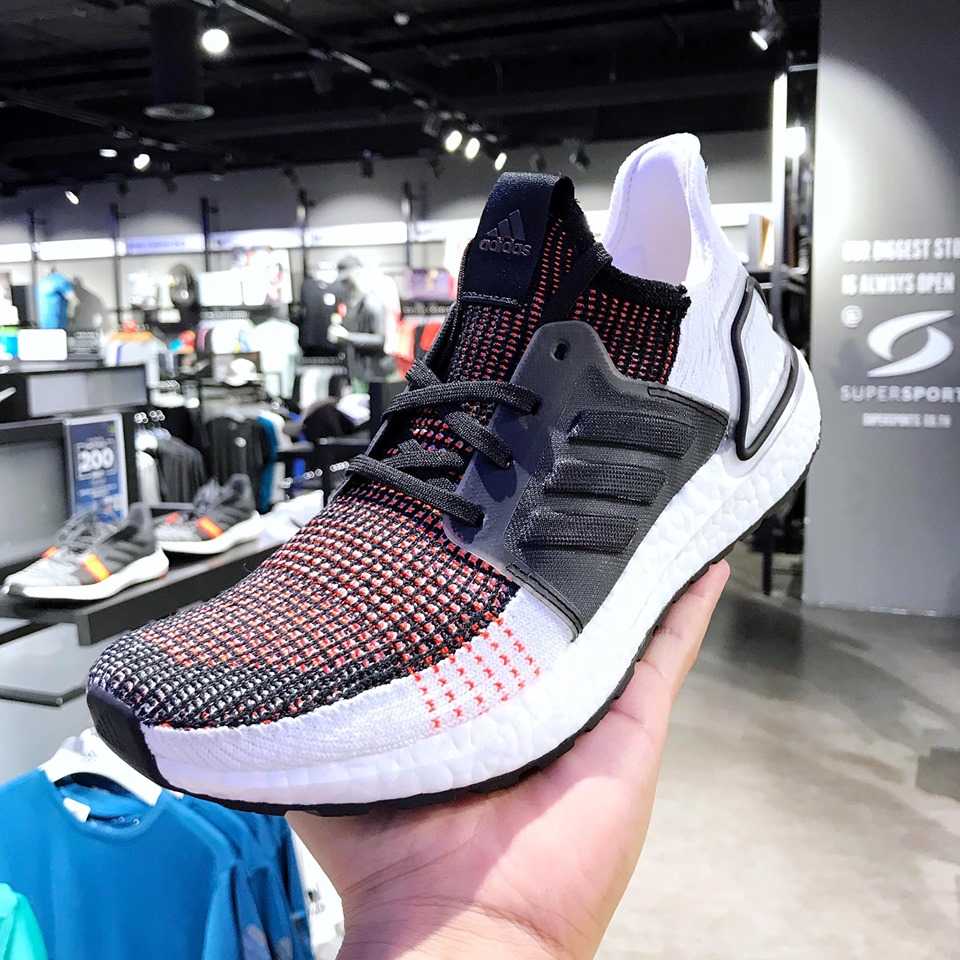 ADIDAS Run8
