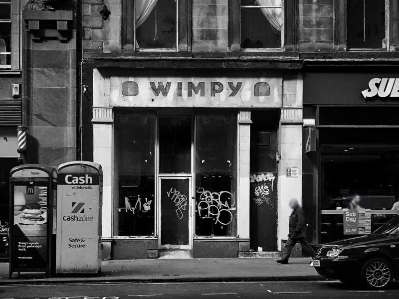 wimpy-closed