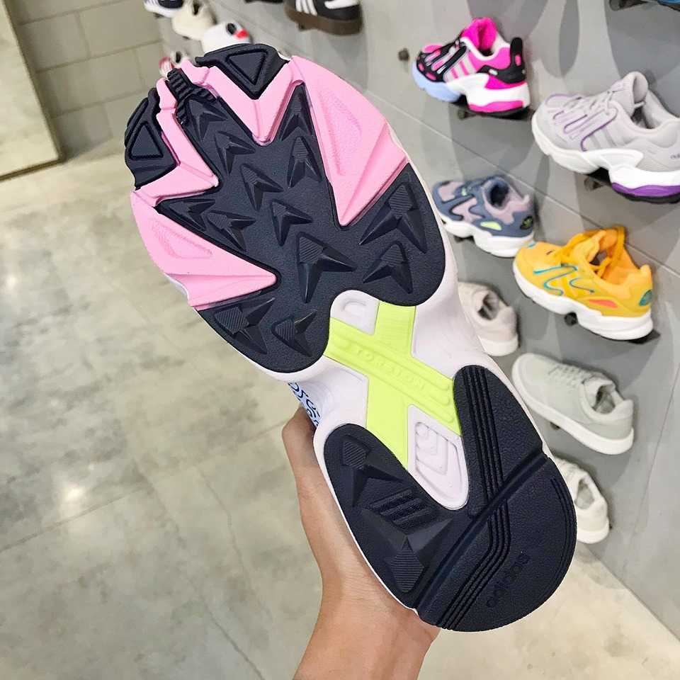 Adidas Falcon