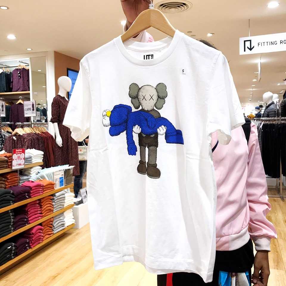 Kaws x Uniqlo 4