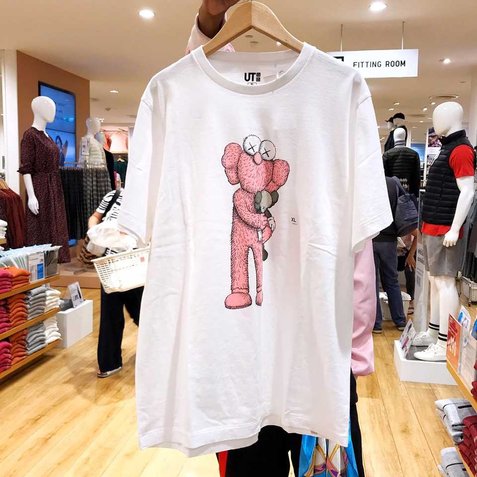 Kaws x Uniqlo 2