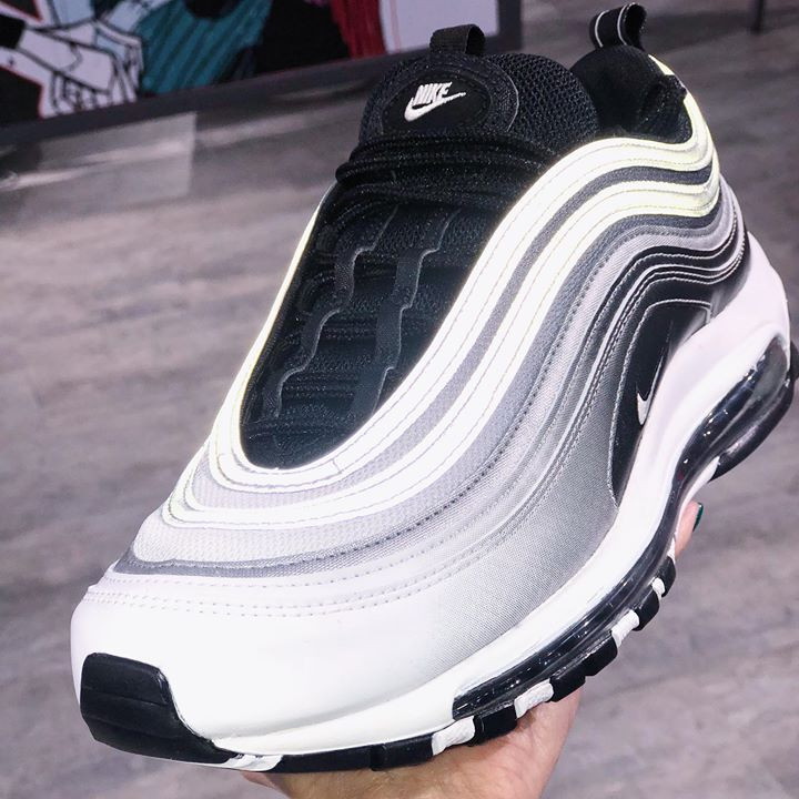 Nike4