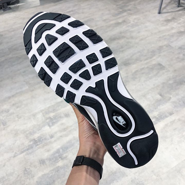 Nike6