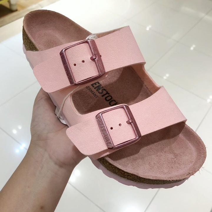 BIRKENSTOCK 05