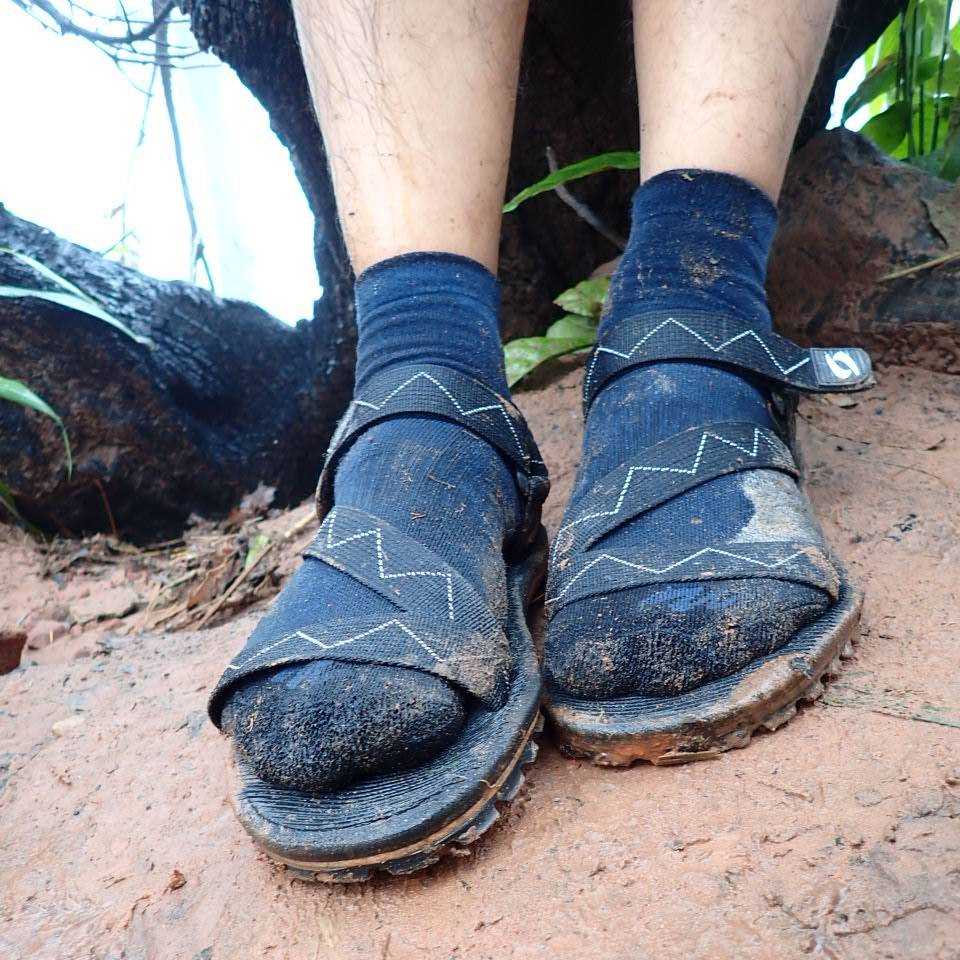 รองเท้าเดินป่า