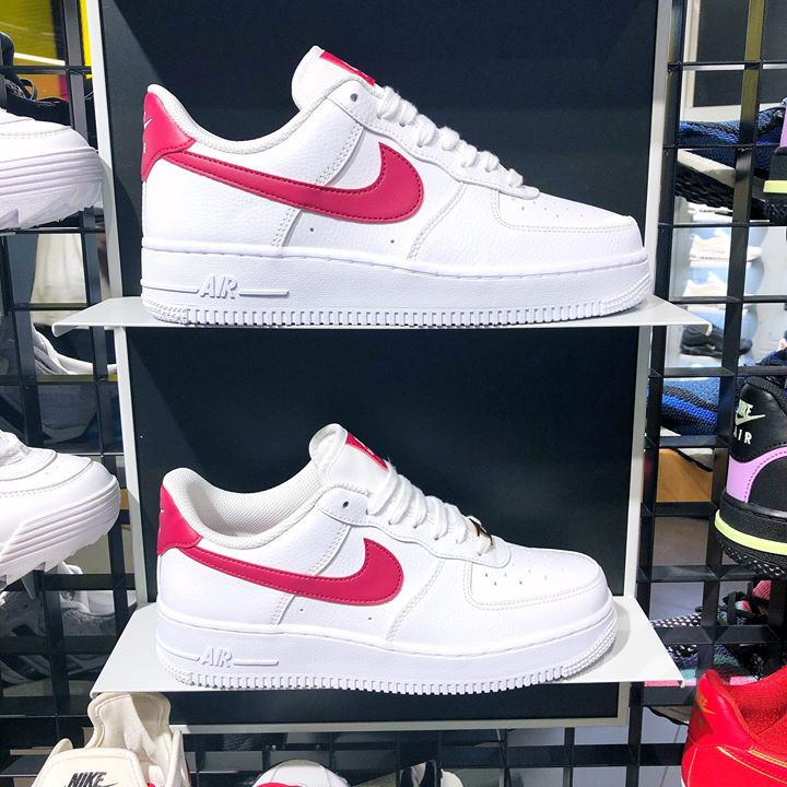 AF1 3
