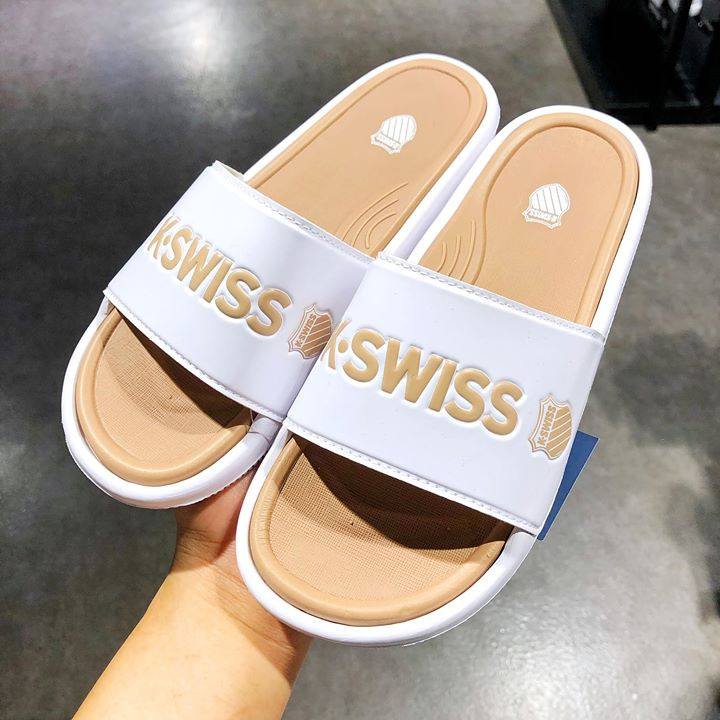 9 sandals