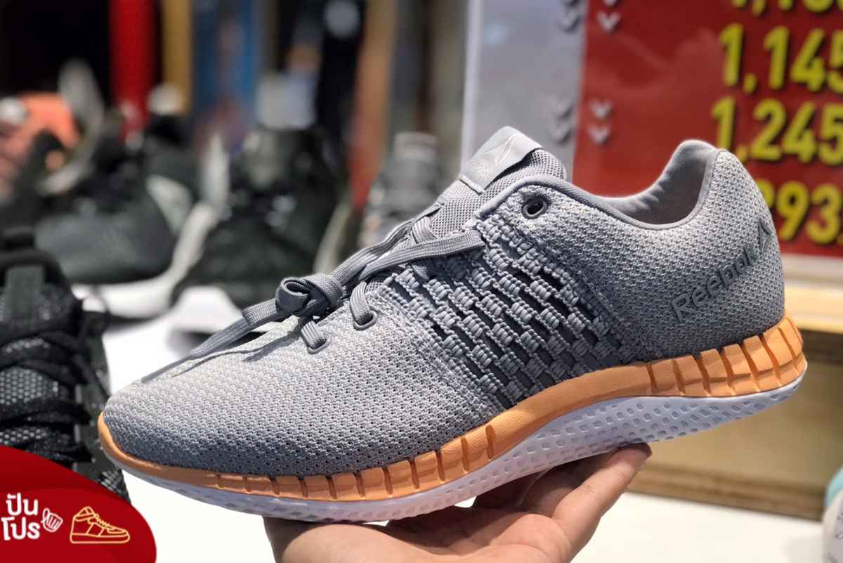 รองเท้าวิ่งสำหรับผู้หญิง REEBOK PRINT RUN ULTK ลด 60% รองเท้าวิ่งสำหรับผู้หญิง REEBOK PRINT RUN ULTK ลด 60%