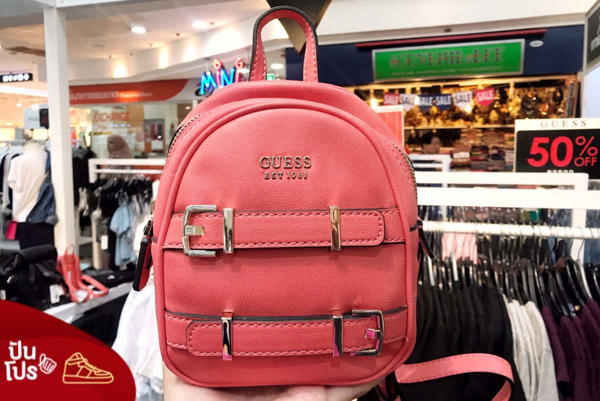 กระเป๋า Guess รุ่น VG730031 ลด 50%