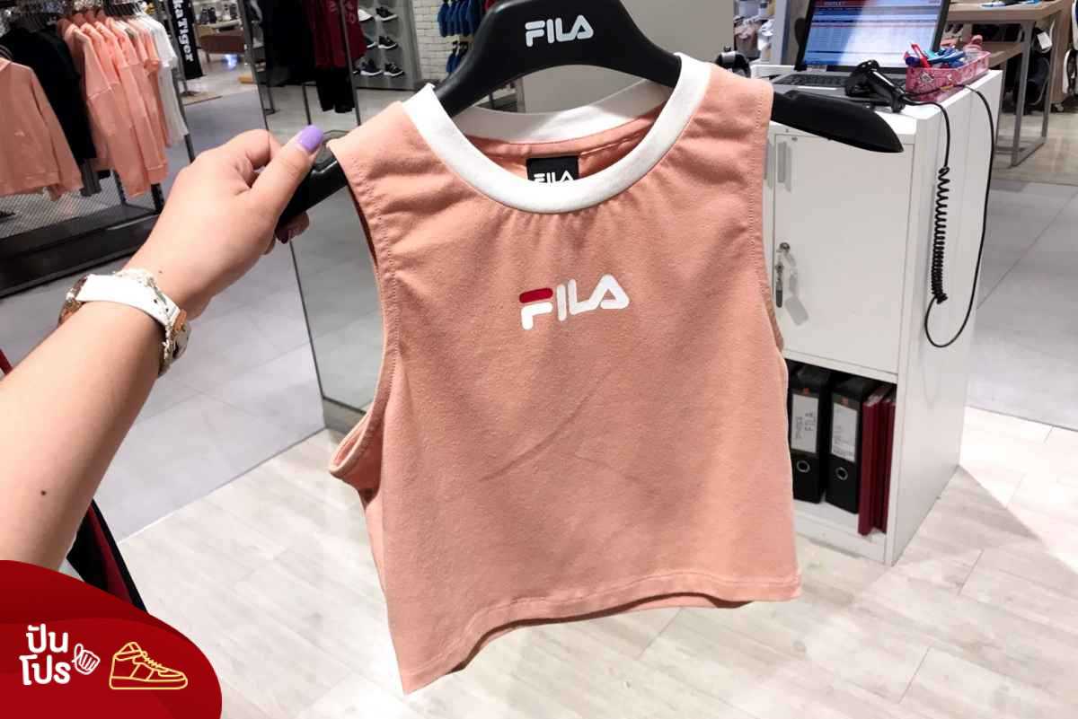FILA ลด 50% เสื้อครอปสายหวาน 💗 FILA ลด 50% เสื้อครอปสายหวาน 💗